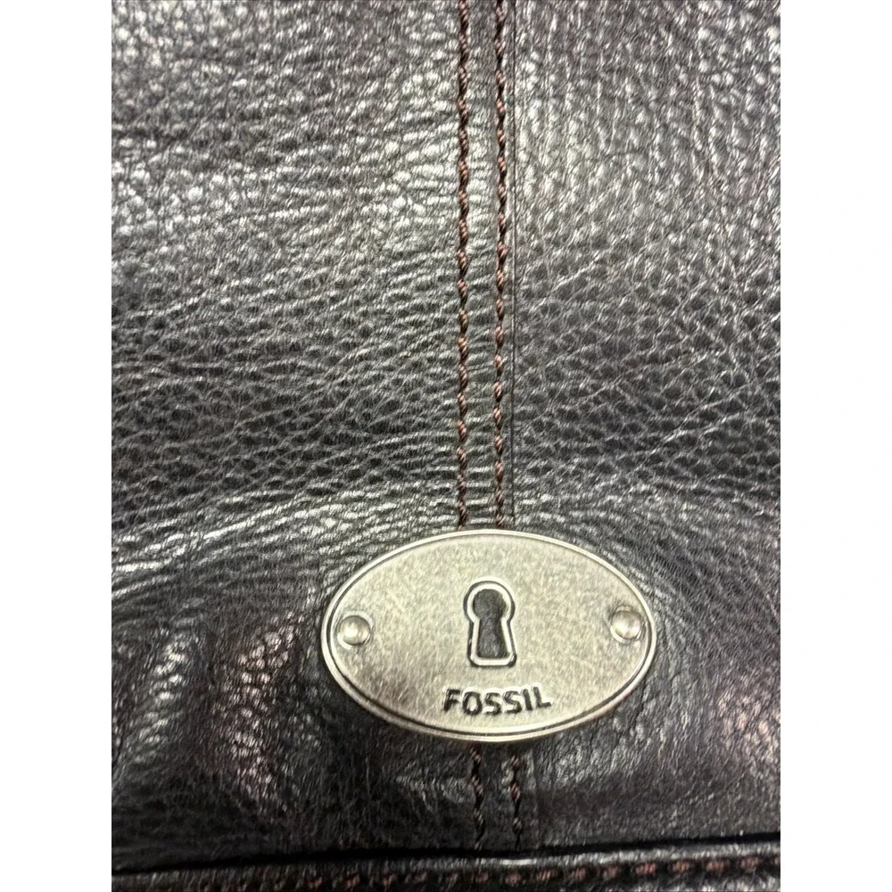 Fossil Black Pebbled Leather Crossbody Bag ZB2544 Silver Tone Keyhole Logo‎